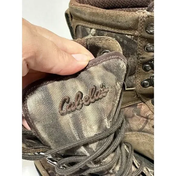 Cabela display picture 1